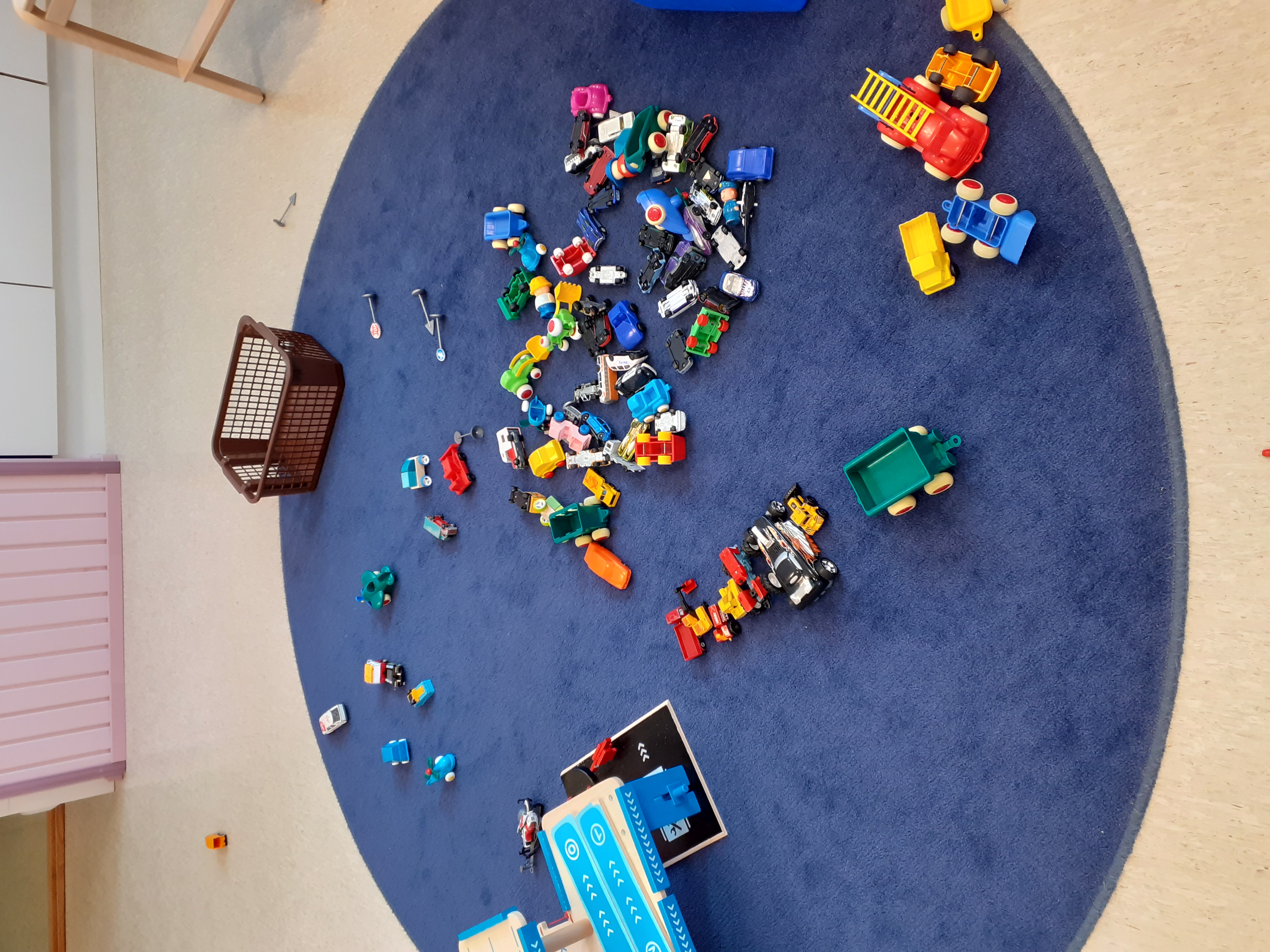 Legoja lattialla