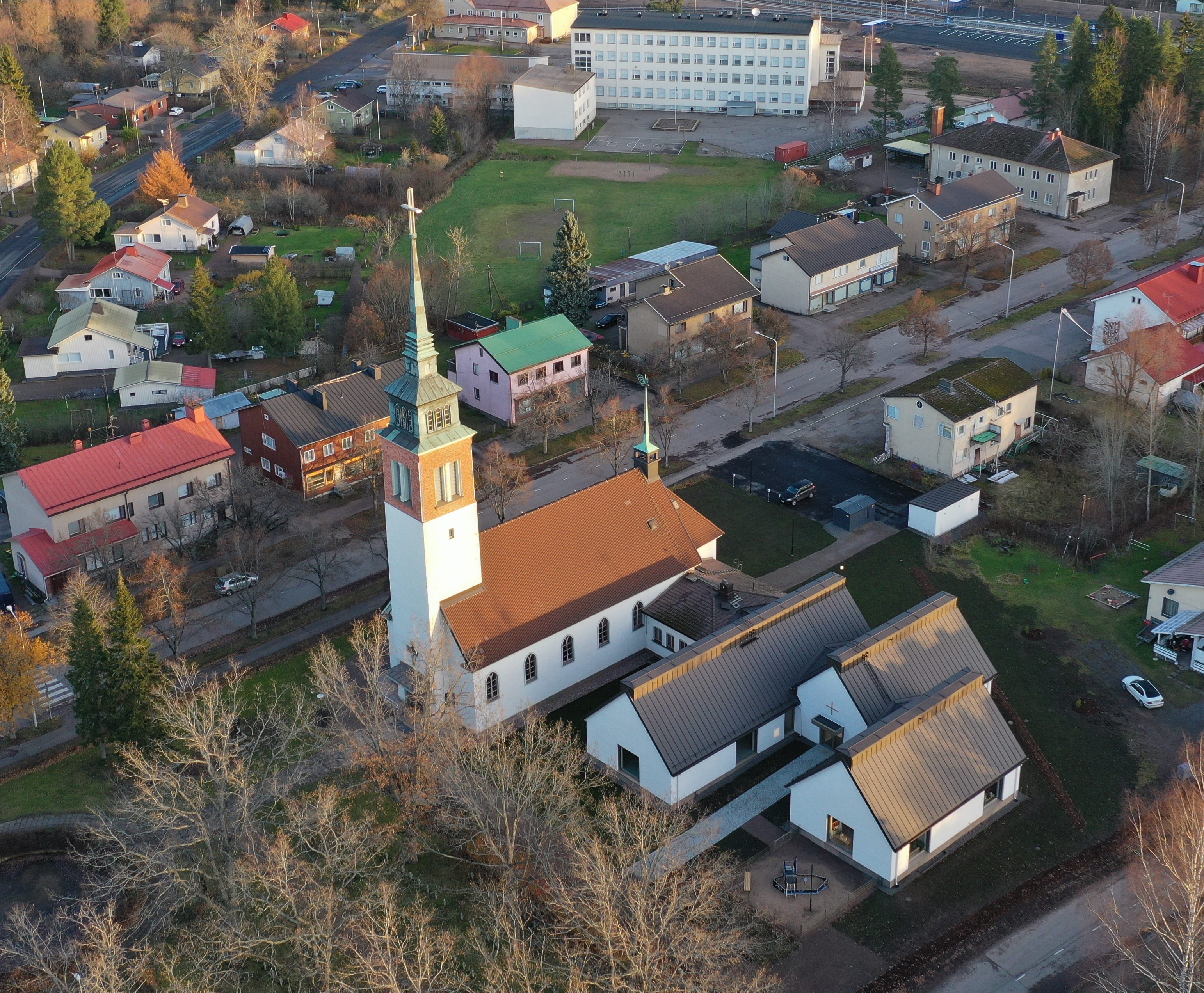 Ilmakuva Myllykosken kirkosta.