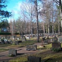 Hirvelän hautausmaa Hautausmaan yleiskuva, hautarivejä.