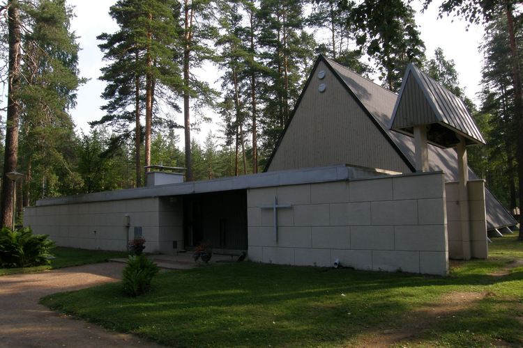 Välikankaan siunauskappeli ulkoa kesällä